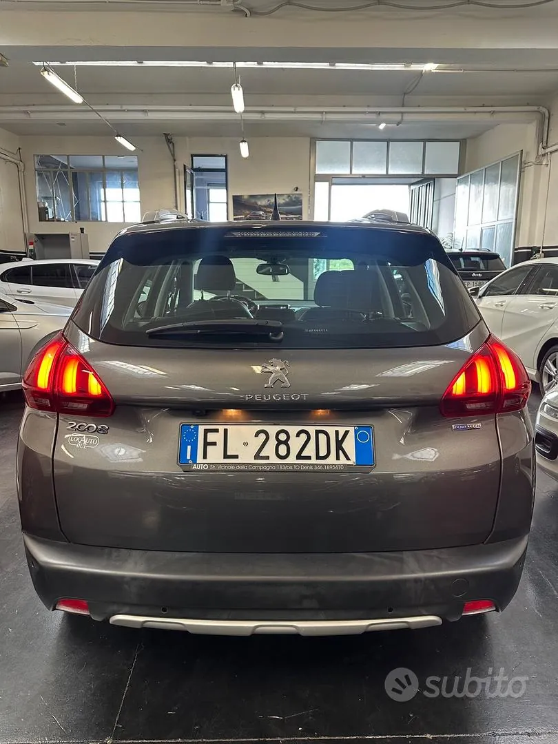 Peugeot 2008 2017 photo 5