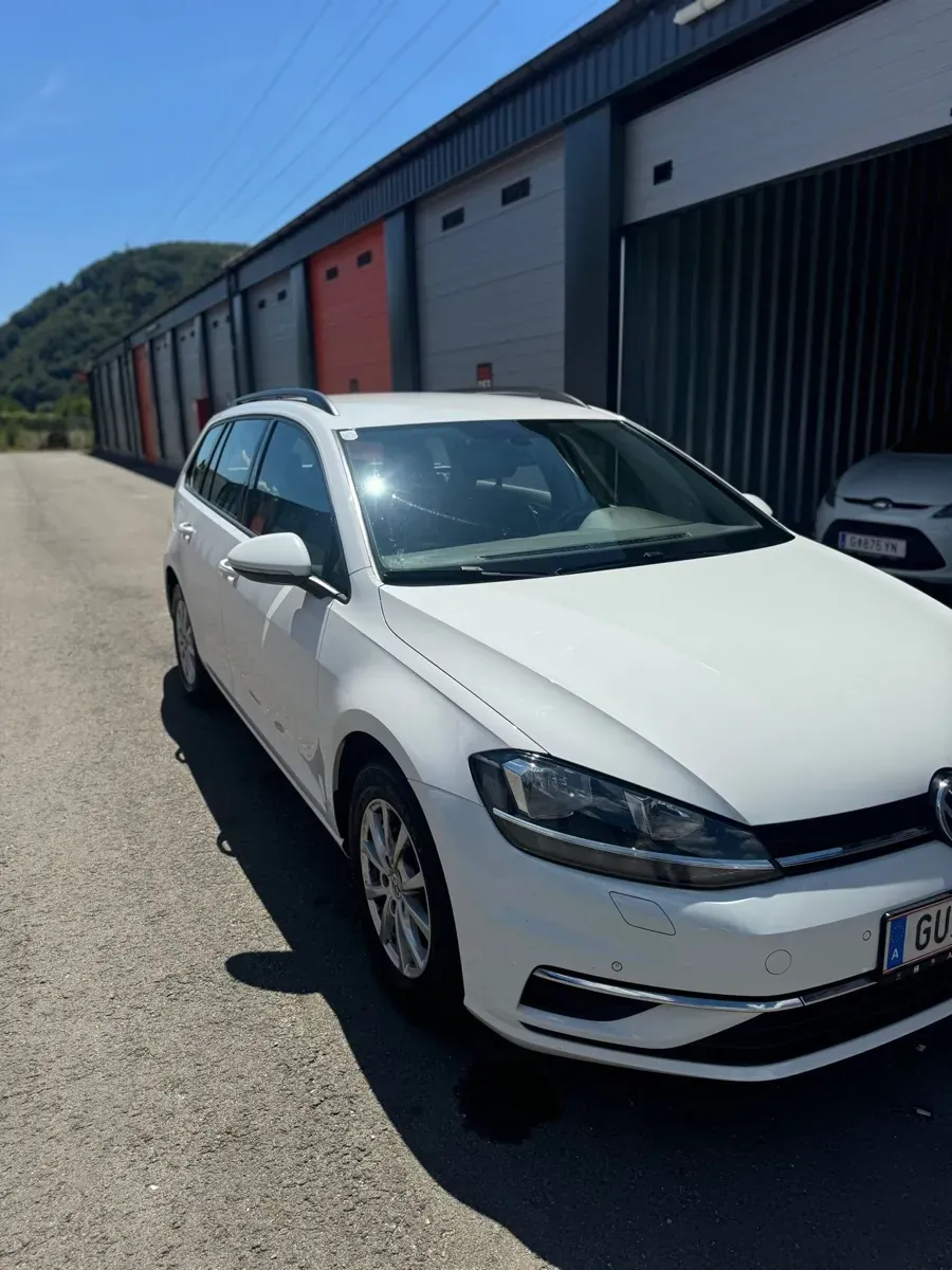 Volkswagen Golf 2020 photo 2