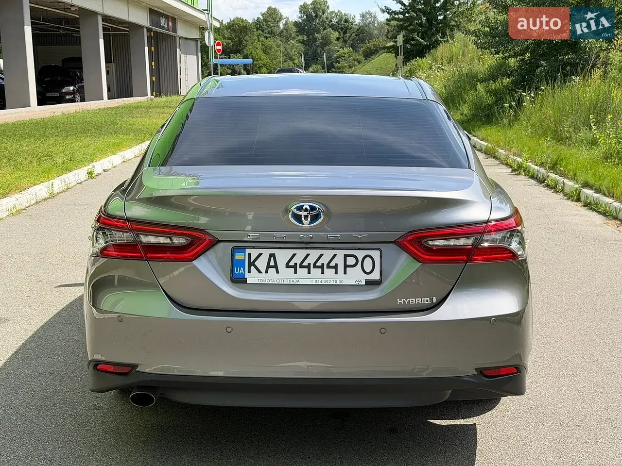 Toyota Camry 2023 photo 5