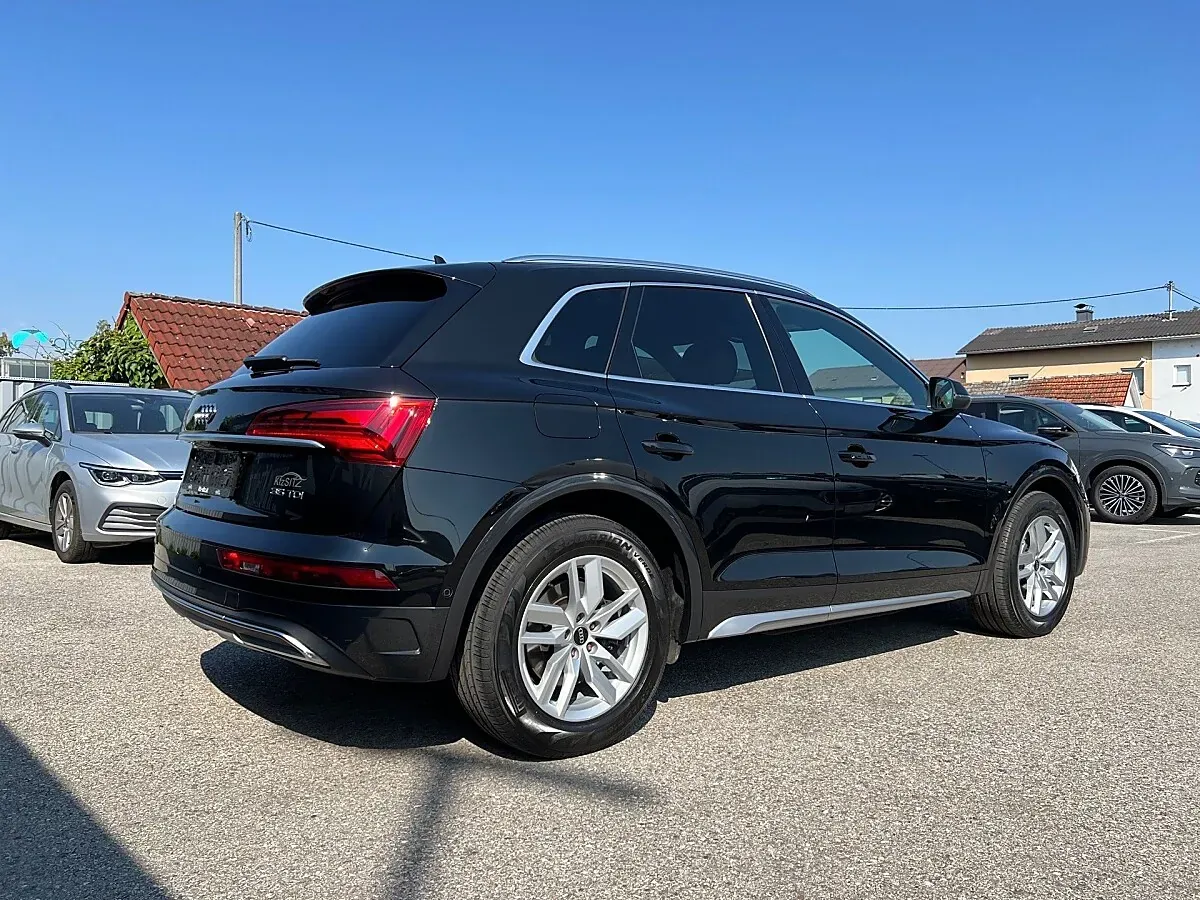 Audi Q5 2022 photo 3