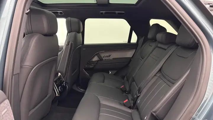 Land Rover Range Rover Sport 2025 photo 4