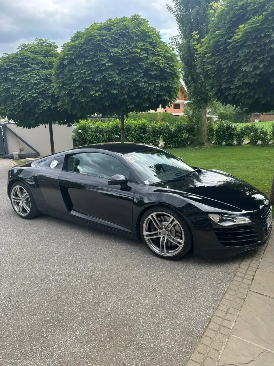 Audi R8