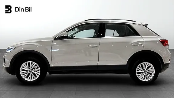Volkswagen T-Roc 2023 photo 2