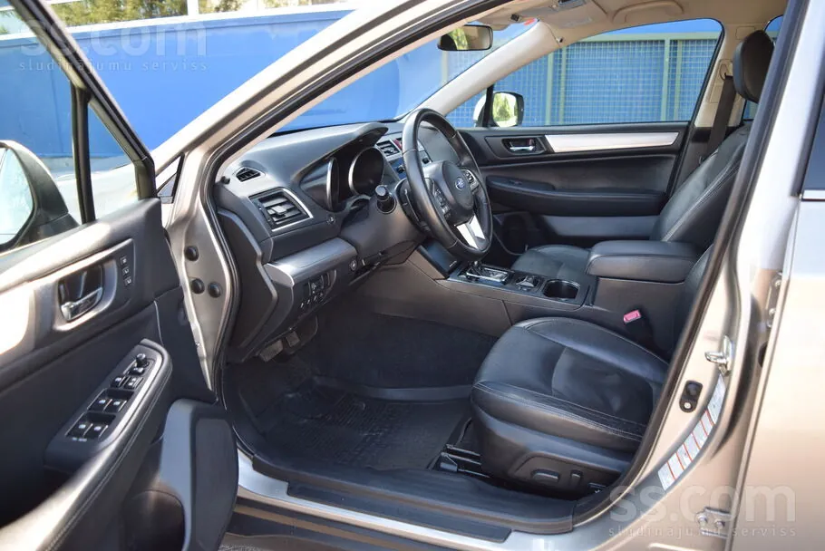 Subaru Outback 2017 photo 3