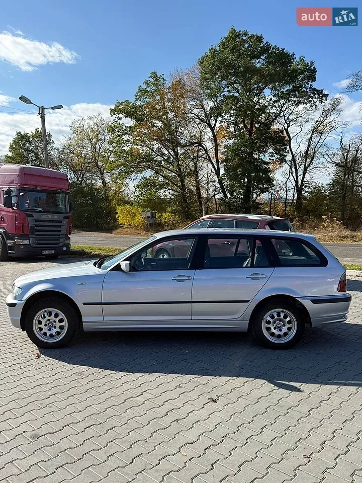 BMW 3 Series 2004 photo 4