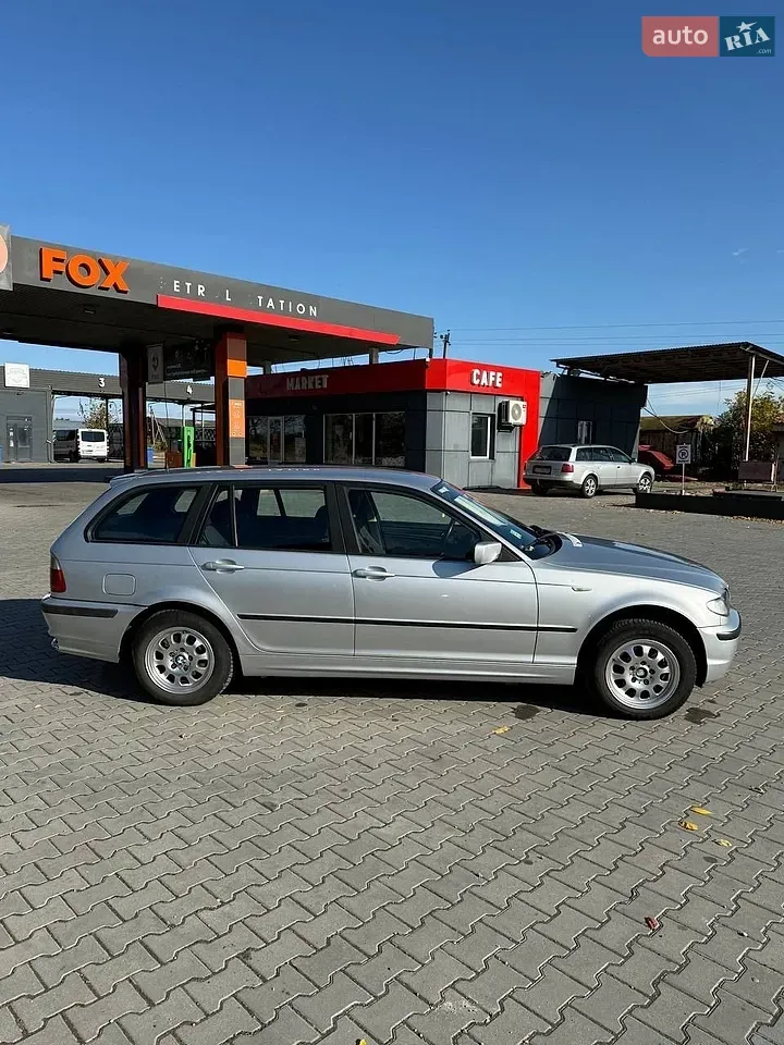 BMW 3 Series 2004 photo 3