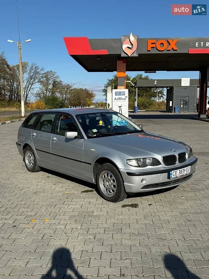 BMW 3 Series 2004 photo 2