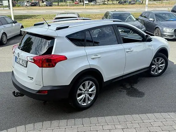 Toyota Rav4 2014 photo 4