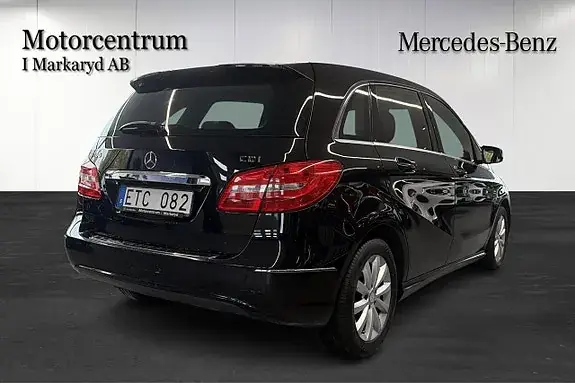 Mercedes-Benz B 180 2013 photo 4