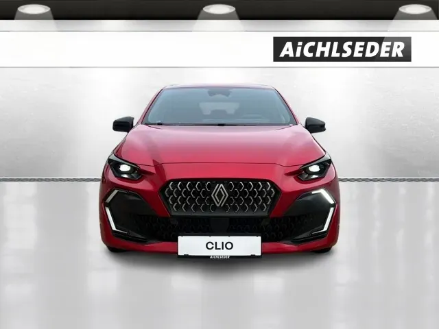 Renault Clio photo 2