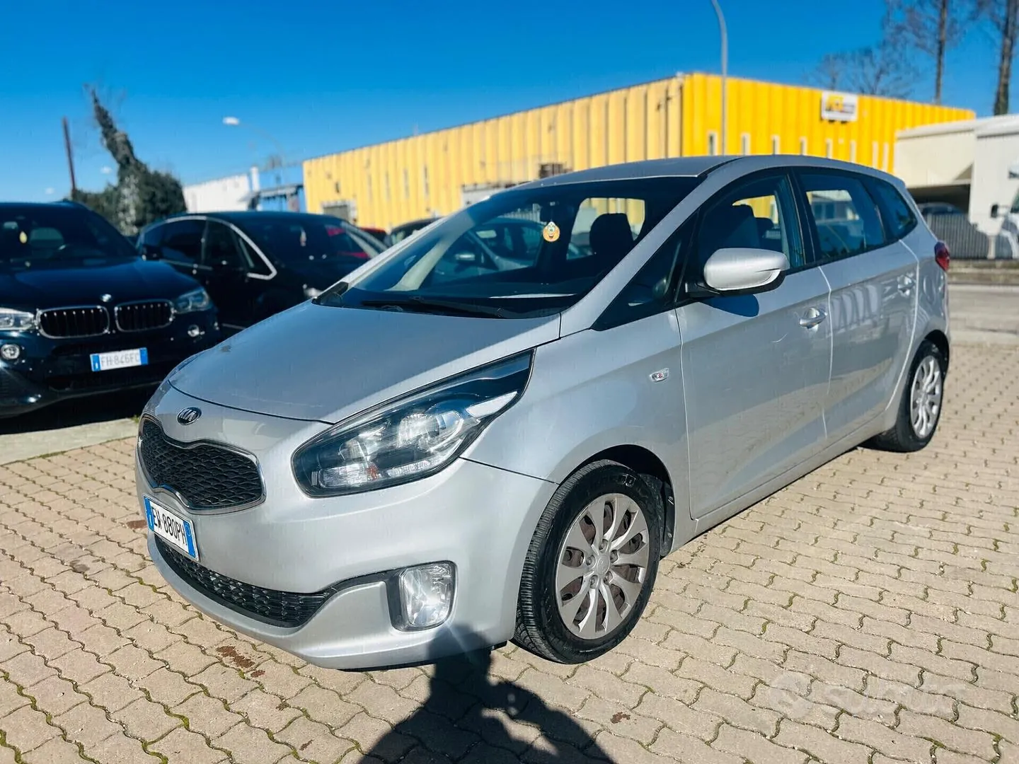 Kia Carens