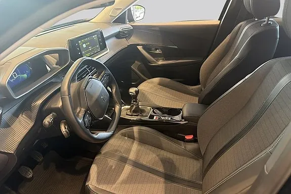 Peugeot 2008 2021 photo 5