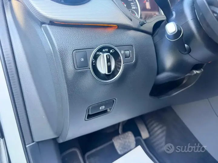 Mercedes-Benz B 180 2017 photo 5