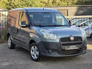 Fiat Doblo 2011 photo 2