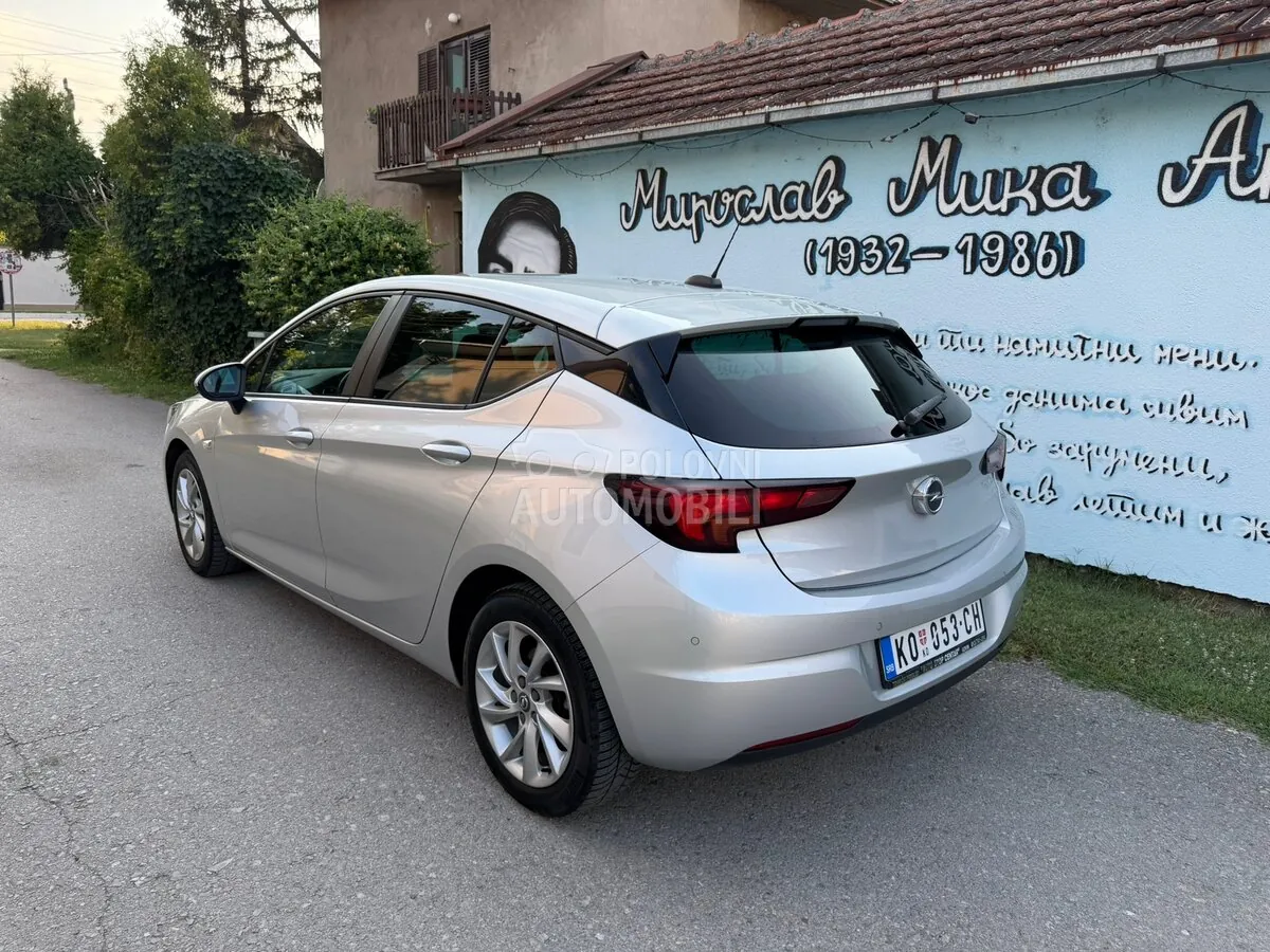 Opel Astra K 2020 photo 3