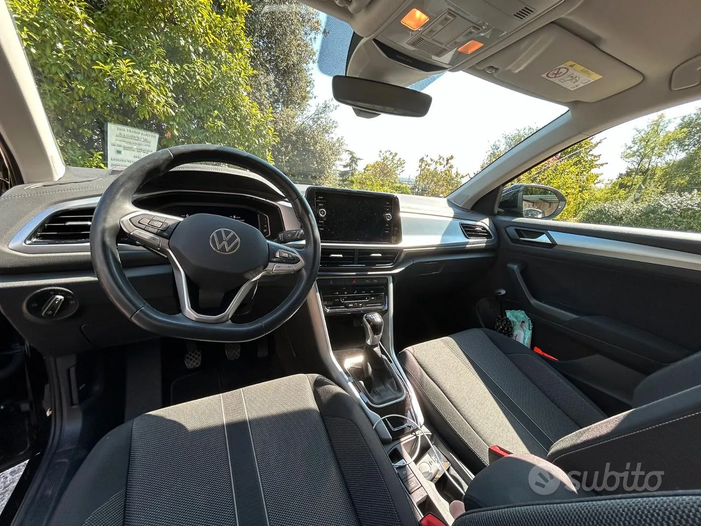 Volkswagen T-Roc 2023 photo 4