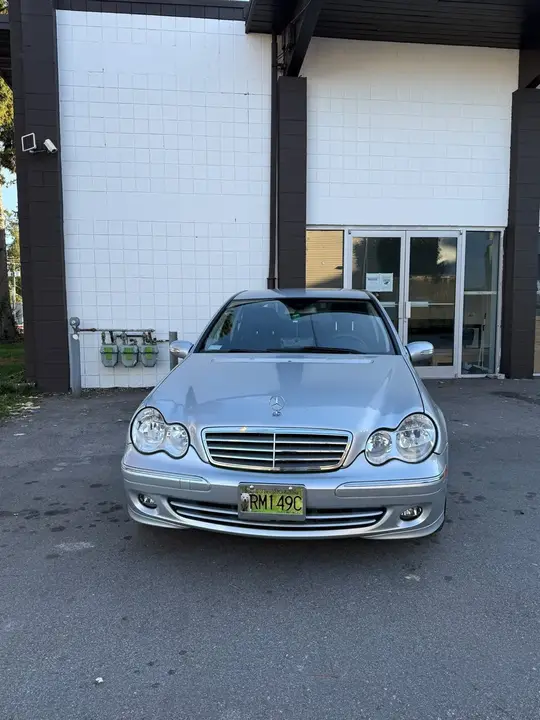 Mercedes-Benz C-Class 2006 photo 3