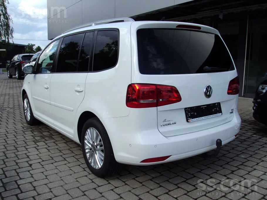 Volkswagen Touran 2015 photo 4