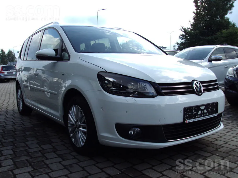 Volkswagen Touran 2015 photo 2