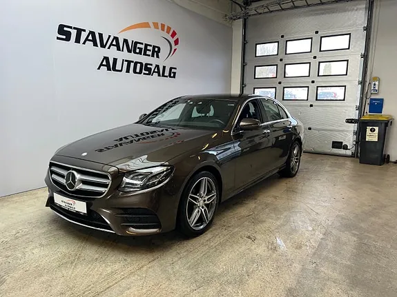 Mercedes-Benz Andre 2017 photo 2