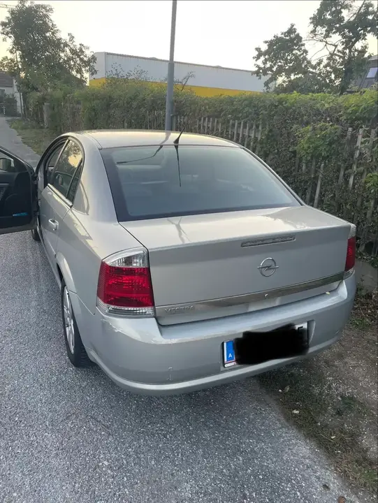 Opel Vectra 2006 photo 2