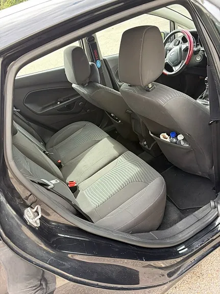 Ford Fiesta 2013 photo 3