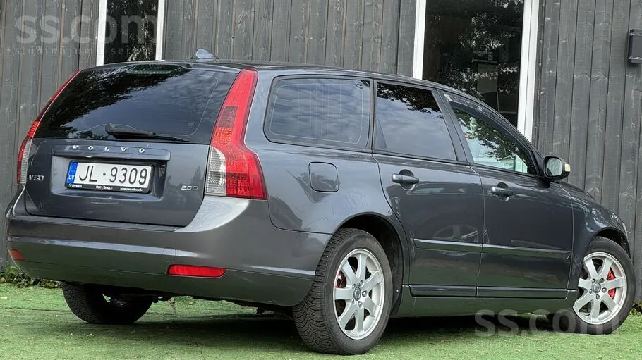 Volvo V50 2009 photo 3