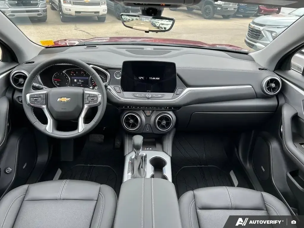 Chevrolet Blazer 2026 photo 4