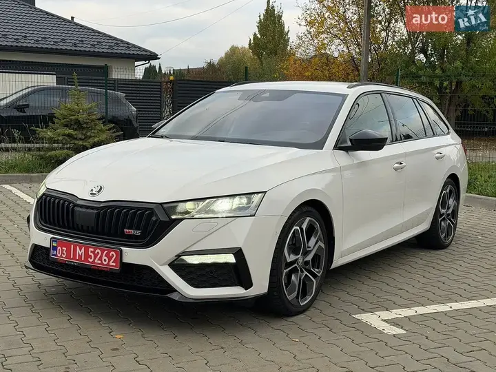 Skoda Octavia 2022 photo 2