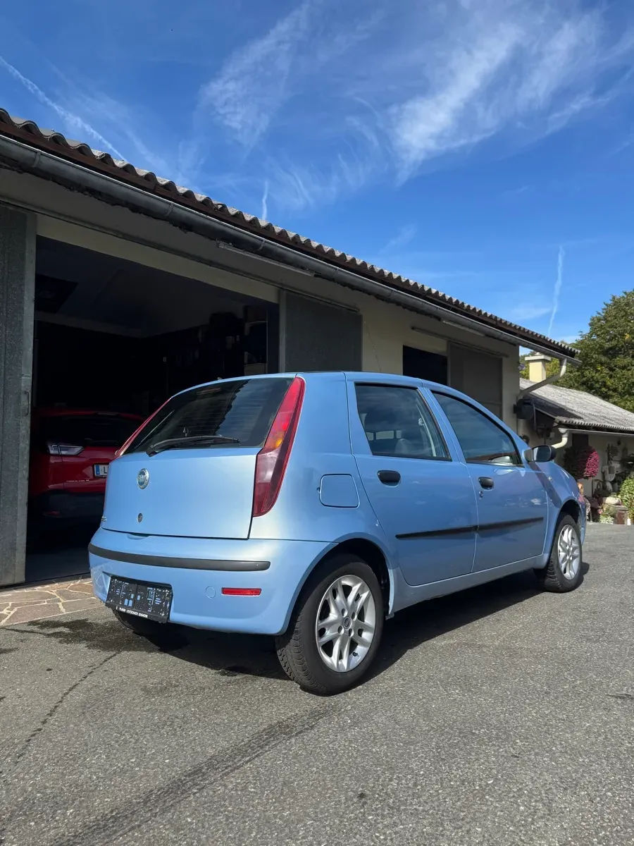 Fiat Punto 2005 photo 3