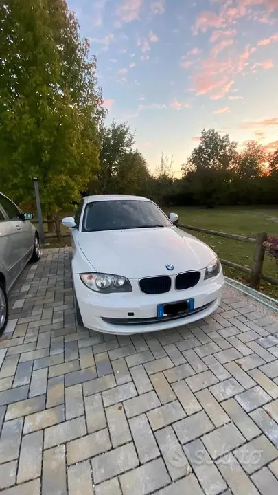 BMW 1 Series 2010 photo 4