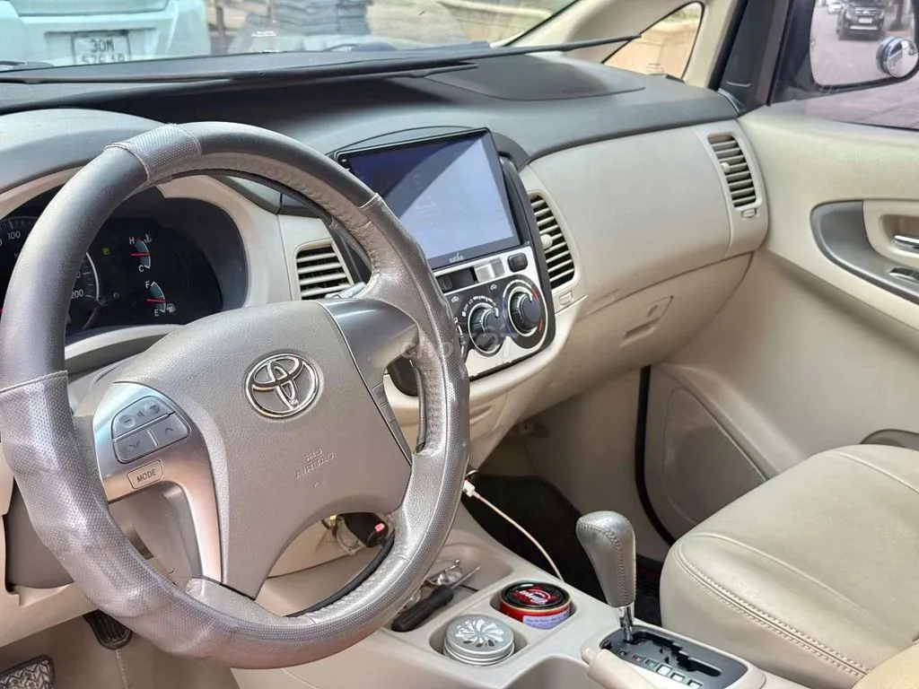 Toyota Innova 2015 photo 5