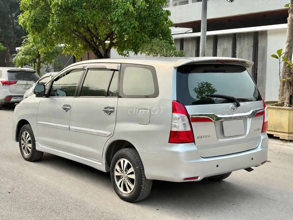Toyota Innova 2015 photo 4