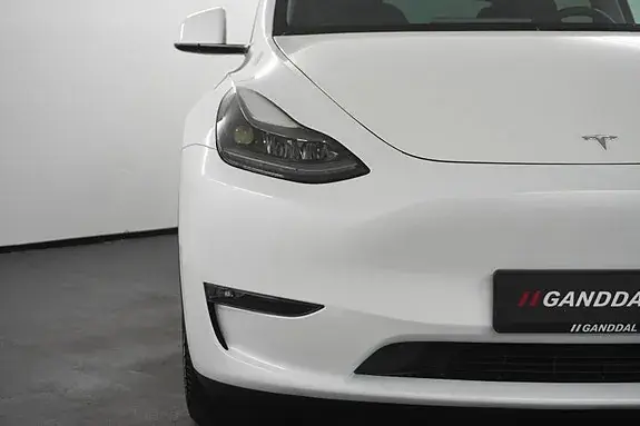 Tesla Model Y 2024 photo 5