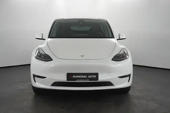 Tesla Model Y 2024 photo 3