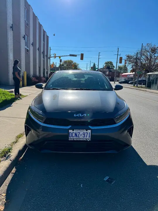 Kia Forte 2024 photo 2
