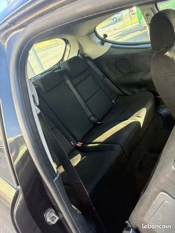 Peugeot 207 2007 photo 3