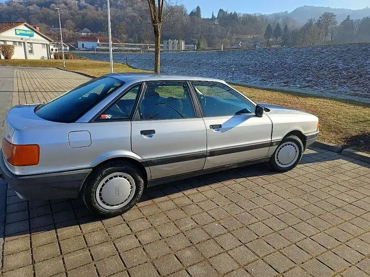 Audi 80 1991 photo 2