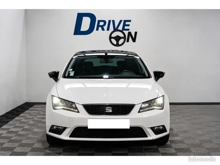 Seat Leon 2013 photo 2