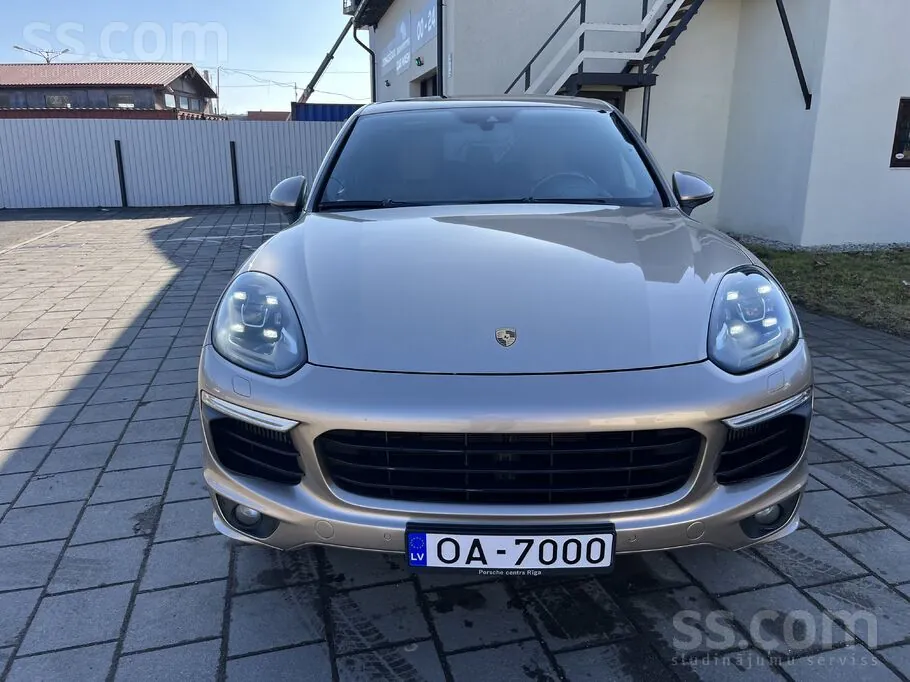 Porsche Cayenne 2016 photo 3