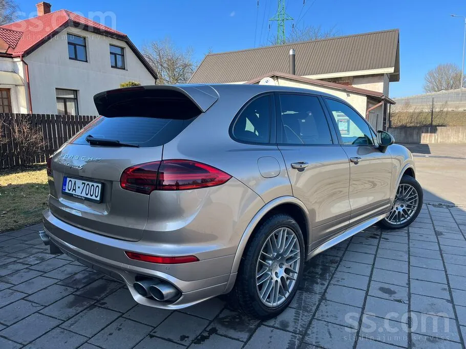 Porsche Cayenne 2016 photo 4