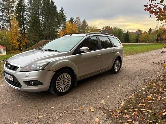 Ford Focus 2009 photo 2