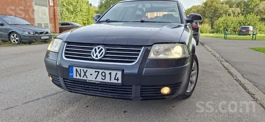 Volkswagen Passat 2004 photo 2