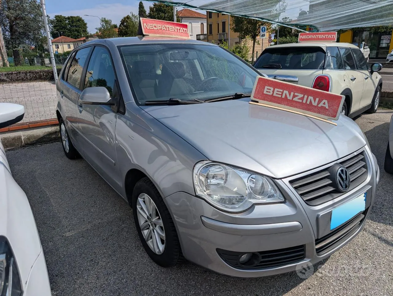 Volkswagen Polo 2009 photo 2