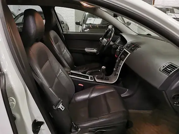 Volvo V50 2012 photo 5