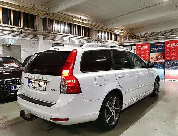 Volvo V50 2012 photo 4