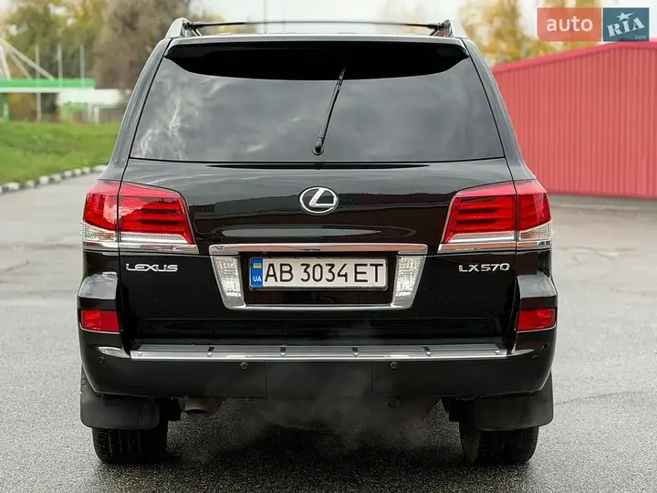 Lexus Lx 2012 photo 5