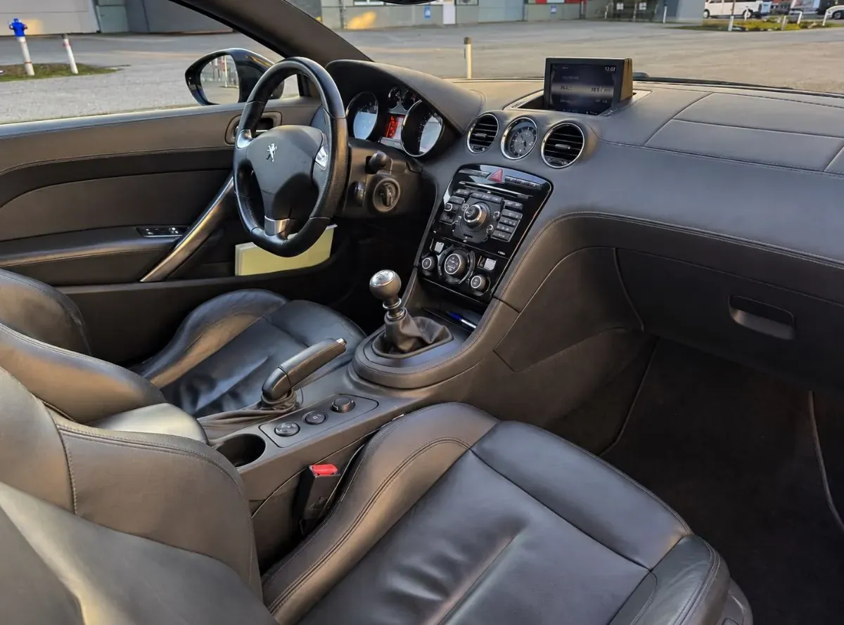Peugeot Rcz 2012 photo 3