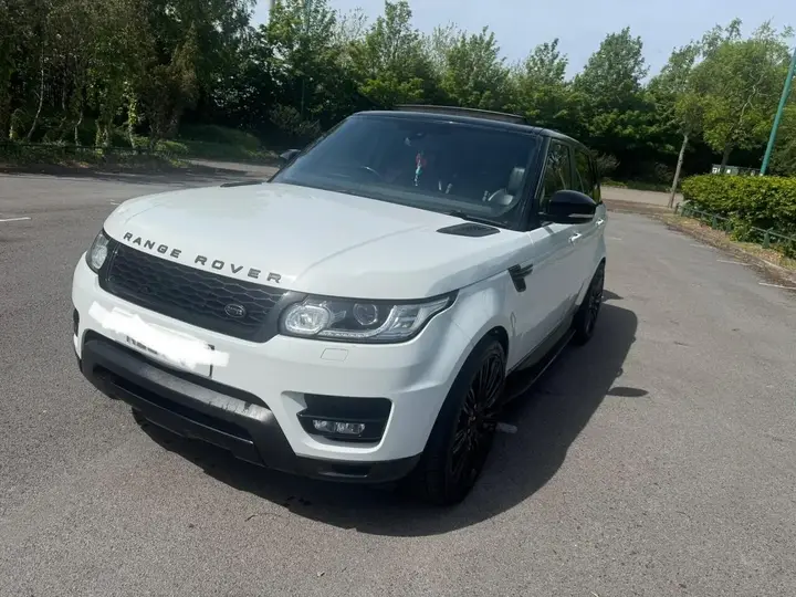 Land Rover Range Rover Sport 2014 photo 2