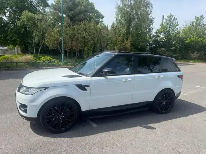 Land Rover Range Rover Sport 2014 photo 4